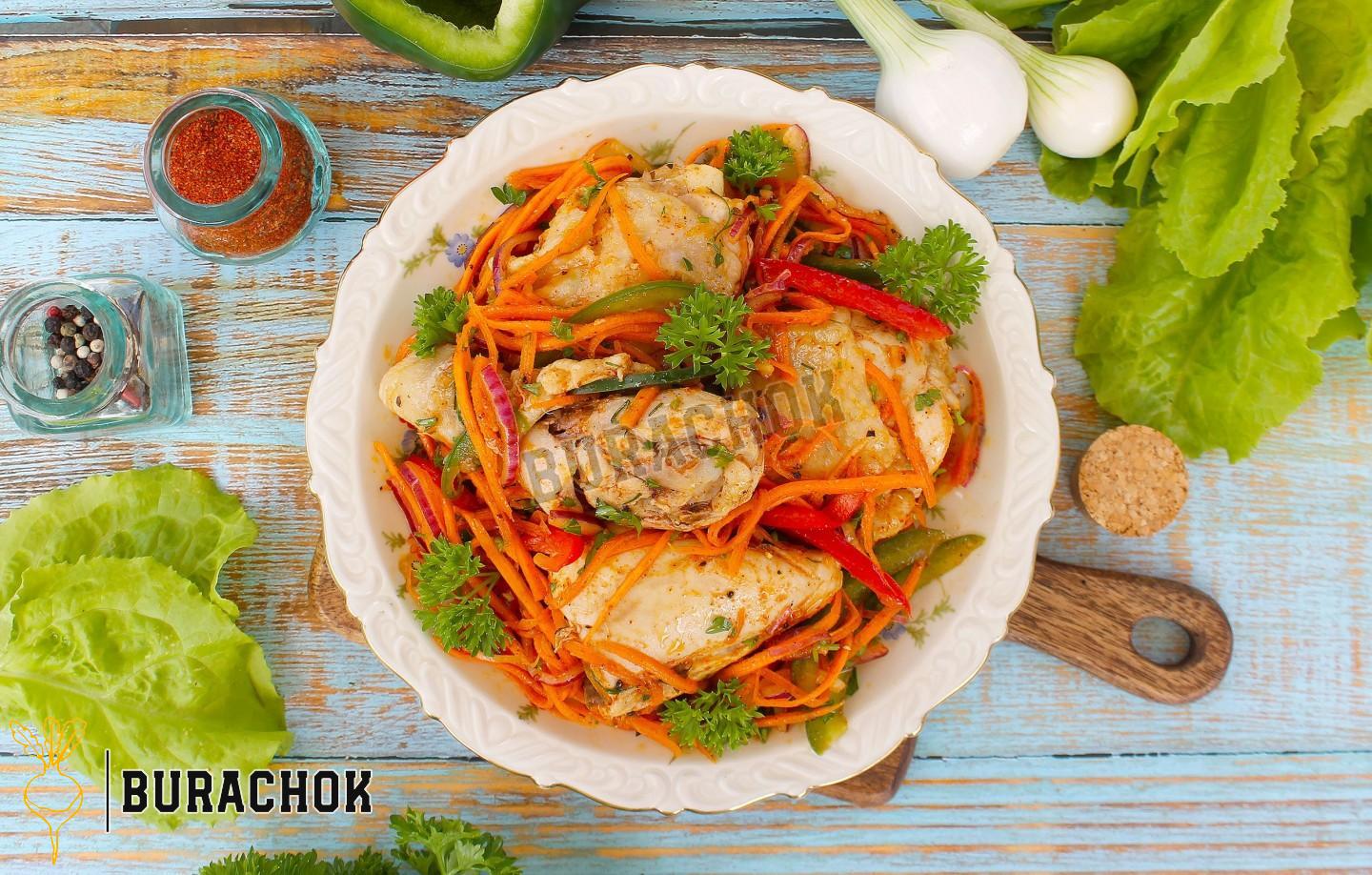 Хе з курки по-корейськи з морквою та цибулею