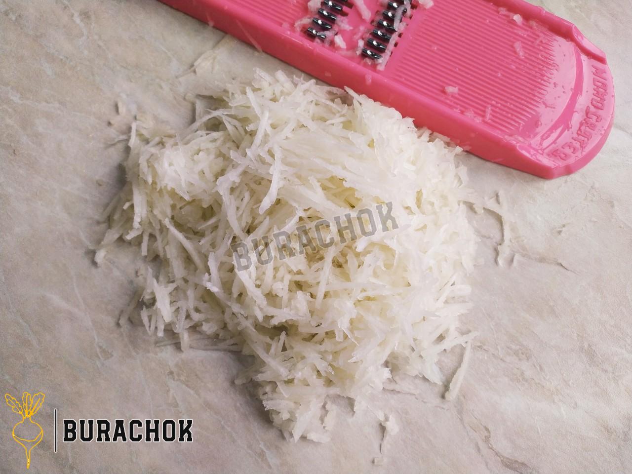 Салат з редькою та морквою